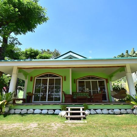 Greenland Residence House Zamboanguita  Exteriör bild