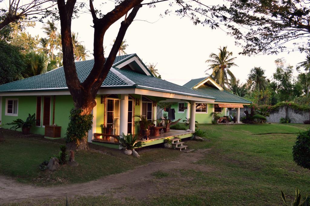 Greenland Residence House Zamboanguita  Exteriör bild